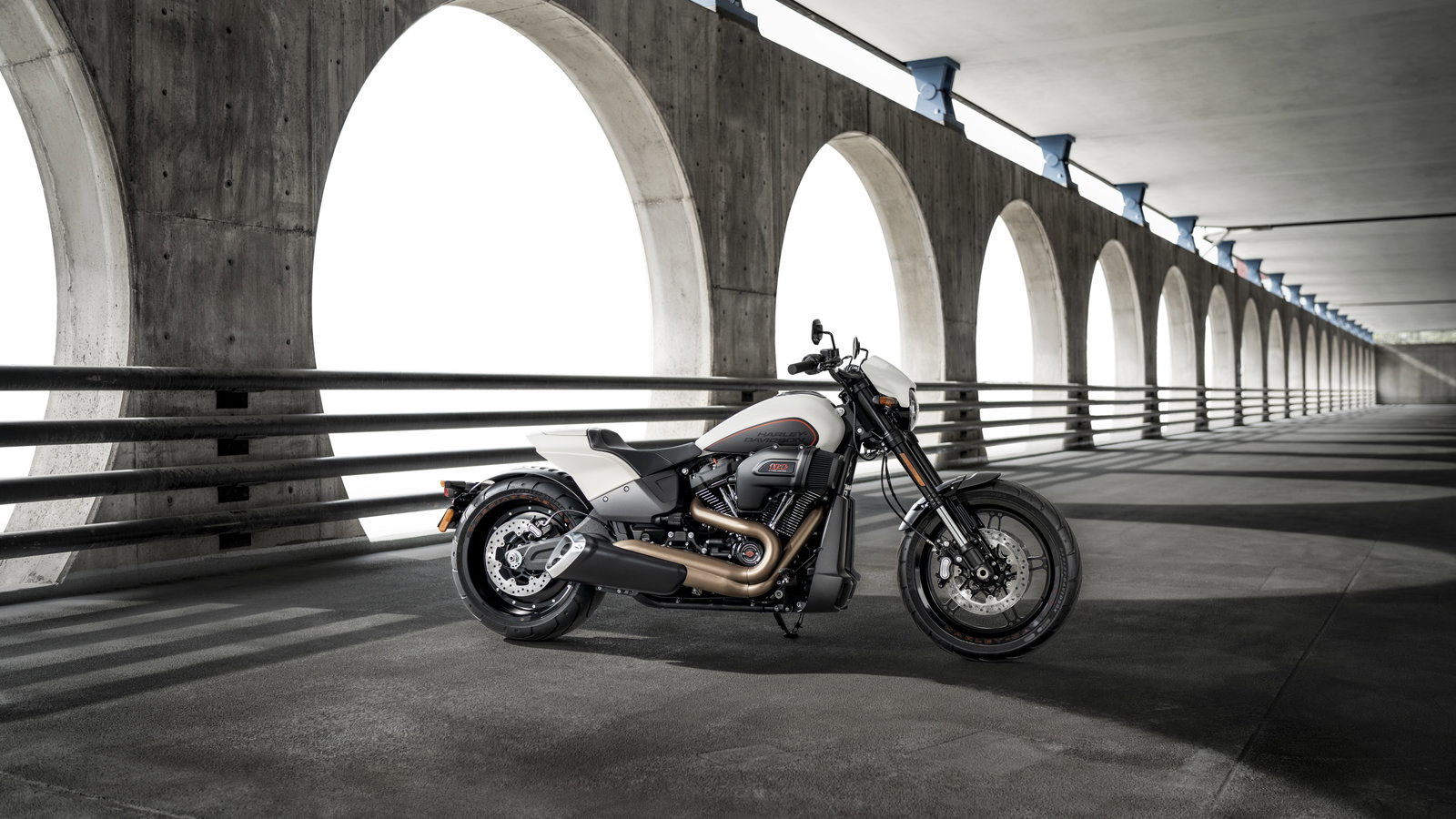 Harley-Davidson FXDR 114